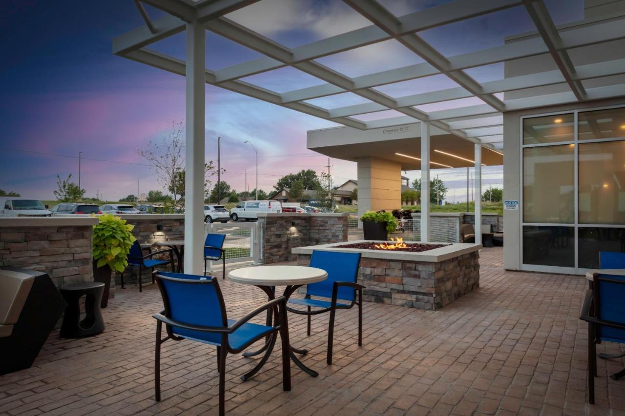 Springhill Suites Kansas City Airport Kültér fotó
