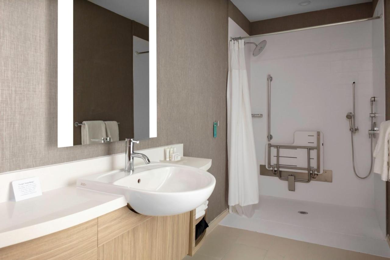 Springhill Suites Kansas City Airport Kültér fotó