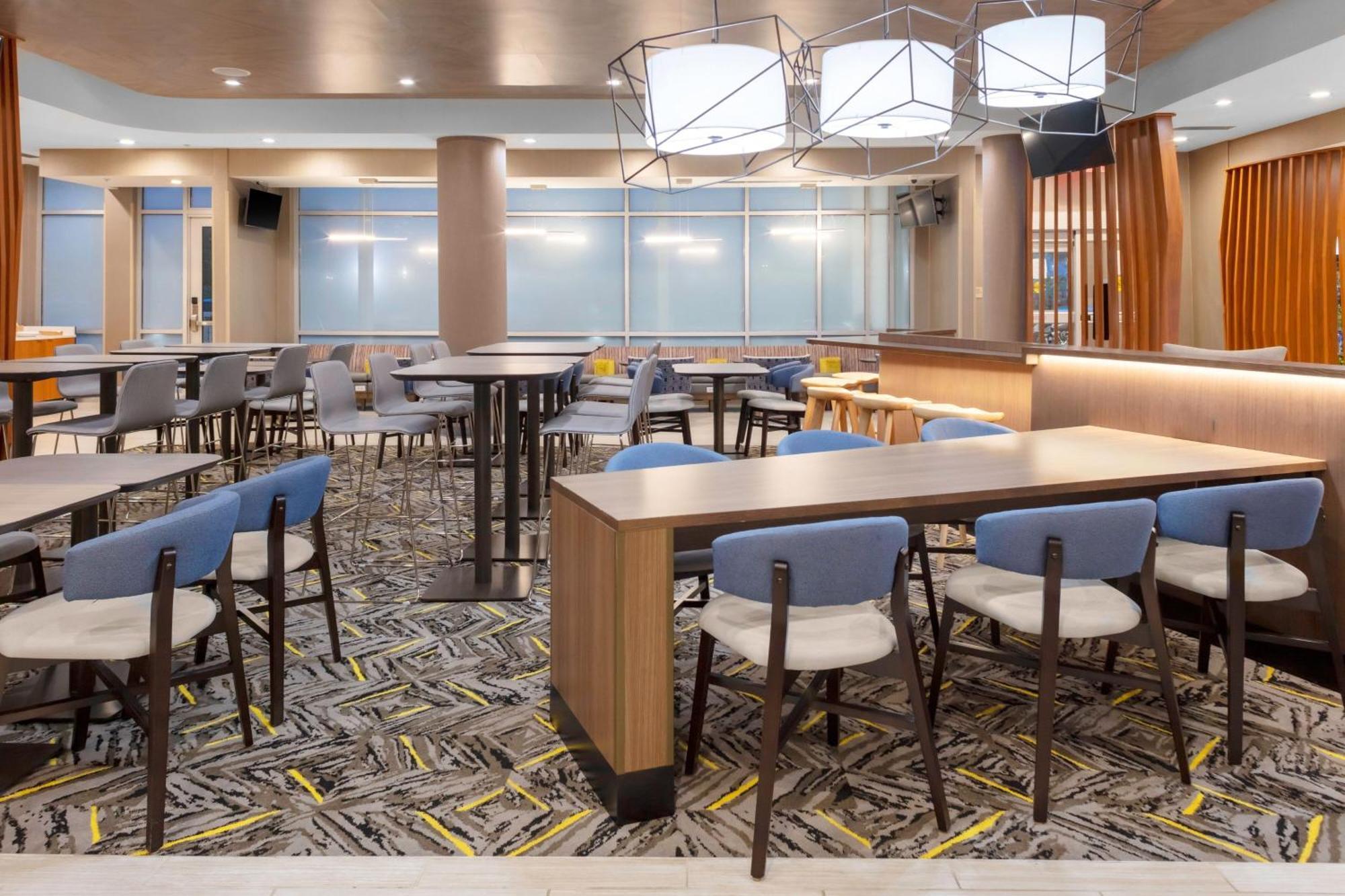 Springhill Suites Kansas City Airport Kültér fotó